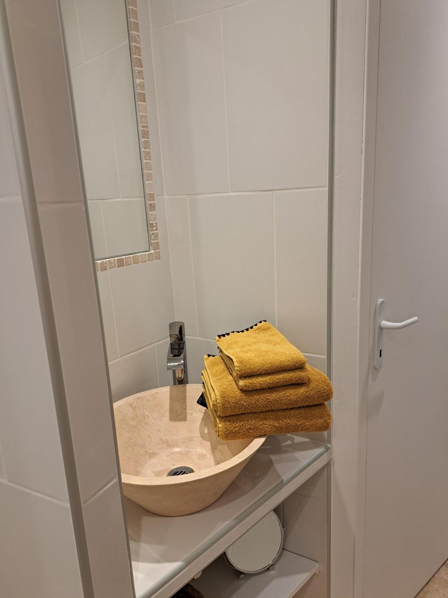 Saint-Victor-des-Oules La Maison De Gisele Bed & Breakfast 部屋 写真